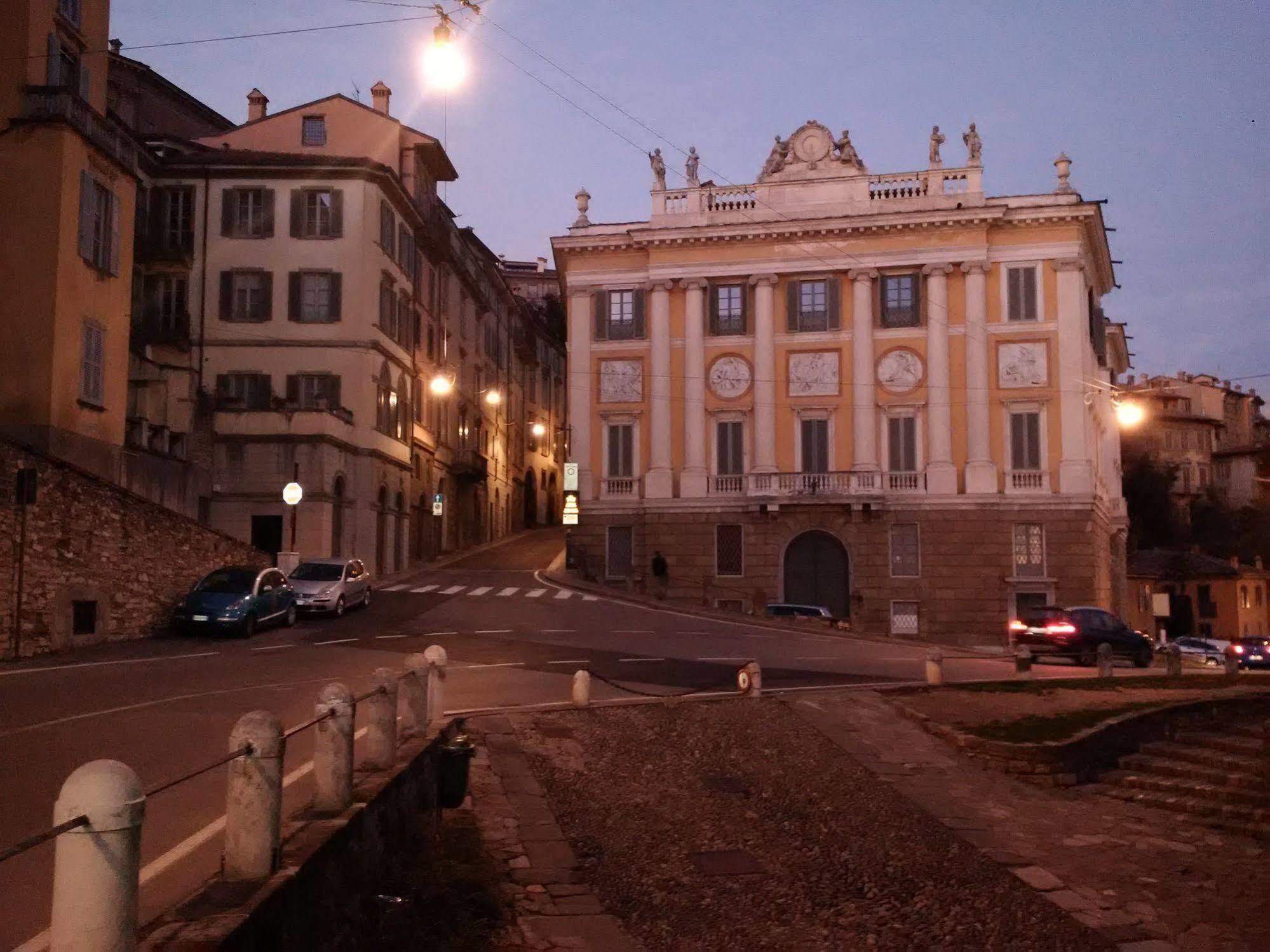 Antica Dimora Bed & Breakfast Bergamo Exterior photo